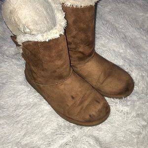 Ugg like boots